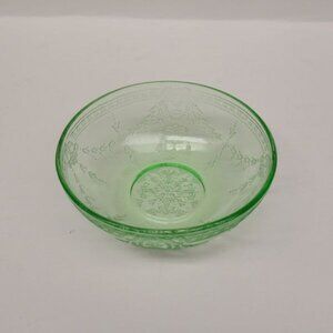 Belmont Tumbler Company Depression Glass Green ROSE CAMEO 4 1/4 Inch Fruit Bowl
